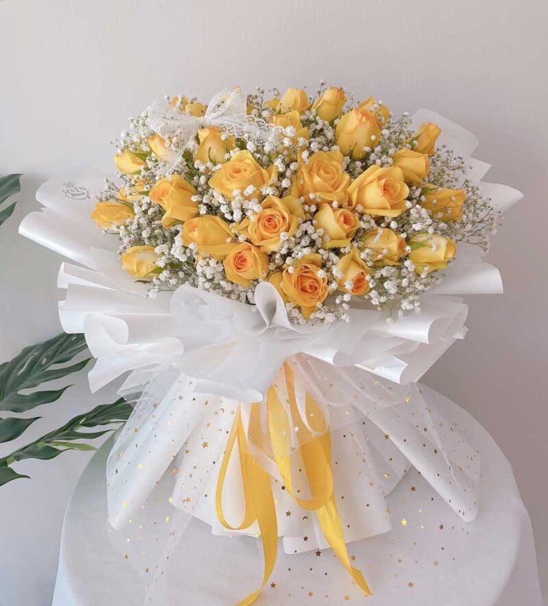 seven florist 33 yellow roses1