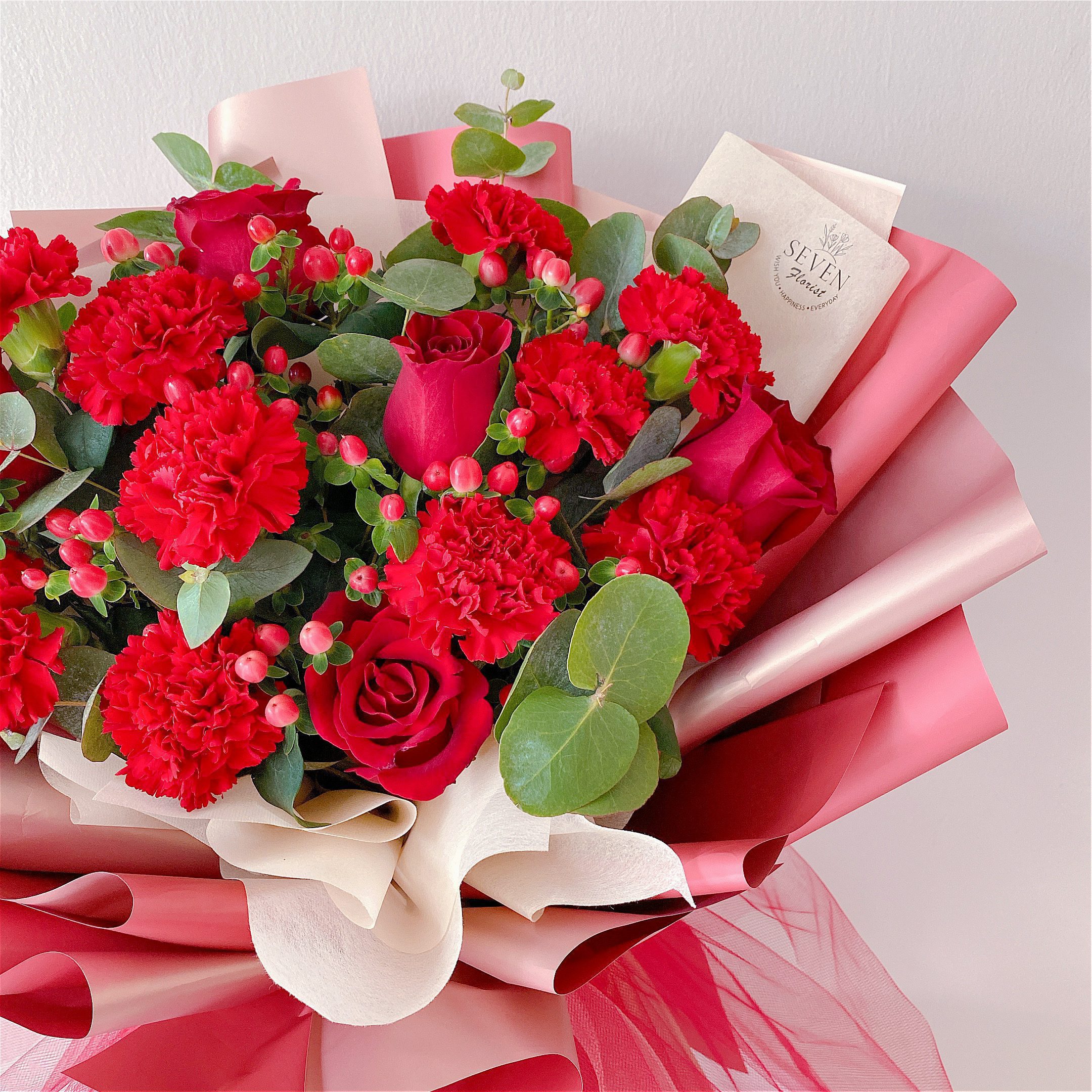 seven florist carnation bouquet red 03