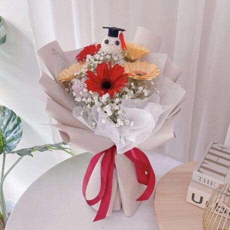 seven florist daisy graduate