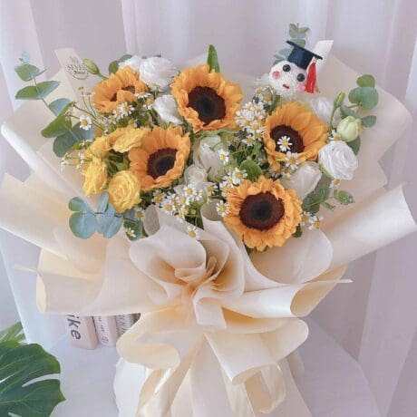 seven florist evergreen graduation 02
