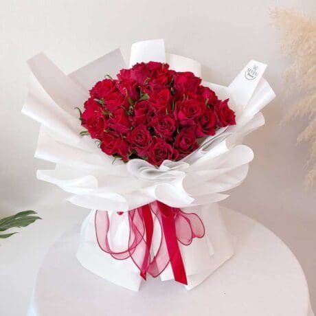 seven florist kenya roses1