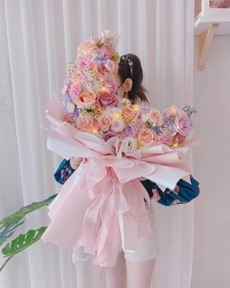 seven florist moon bouquet 01