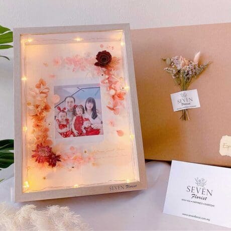 seven florist preserved flower photo frame portrait 01a