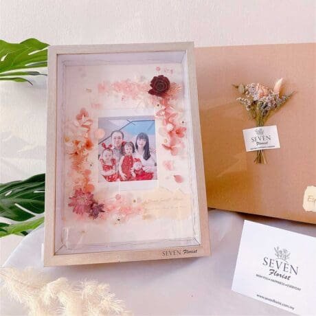 seven florist preserved flower photo frame portrait 02a