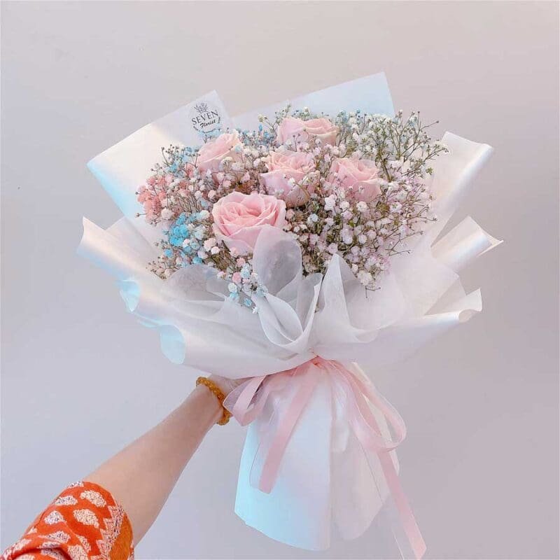 seven florist roses bouquet snowy 02a