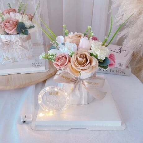 seven florist rosie soap flower beige
