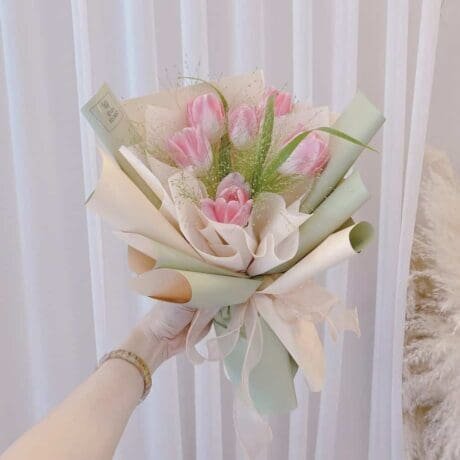 seven florist starlie scaled 1
