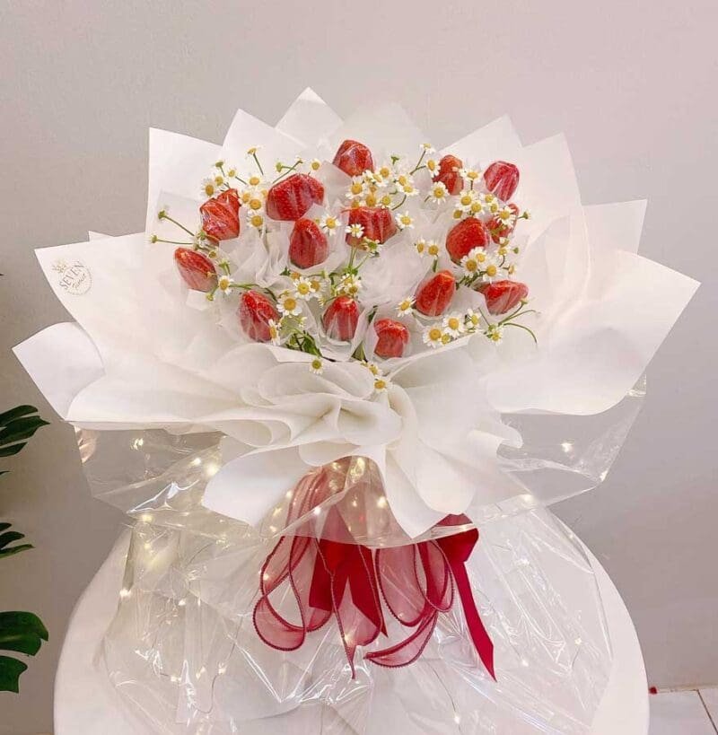 seven florist strawberries bouquet 01a
