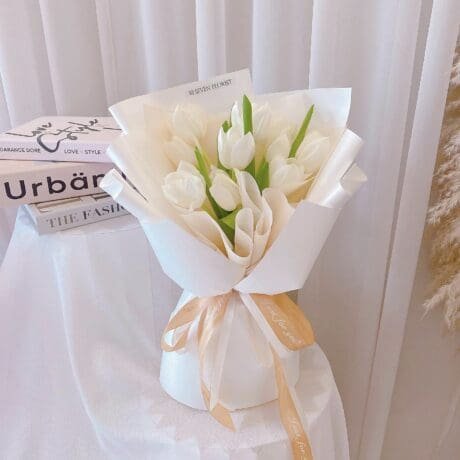 seven florist white tulip