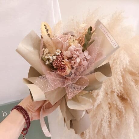 seven florist preseved flower single antique