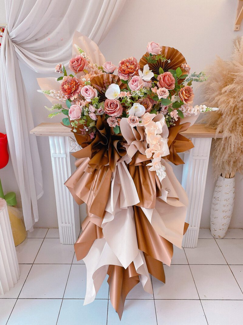 seven florist retro brown artificial flower stand