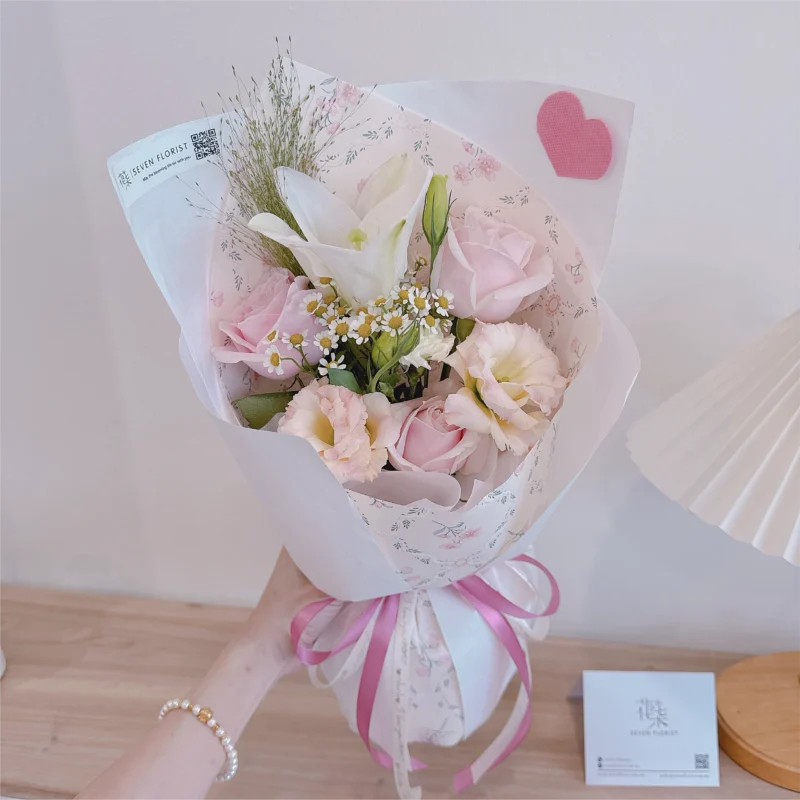 seven florist lily roses red 04
