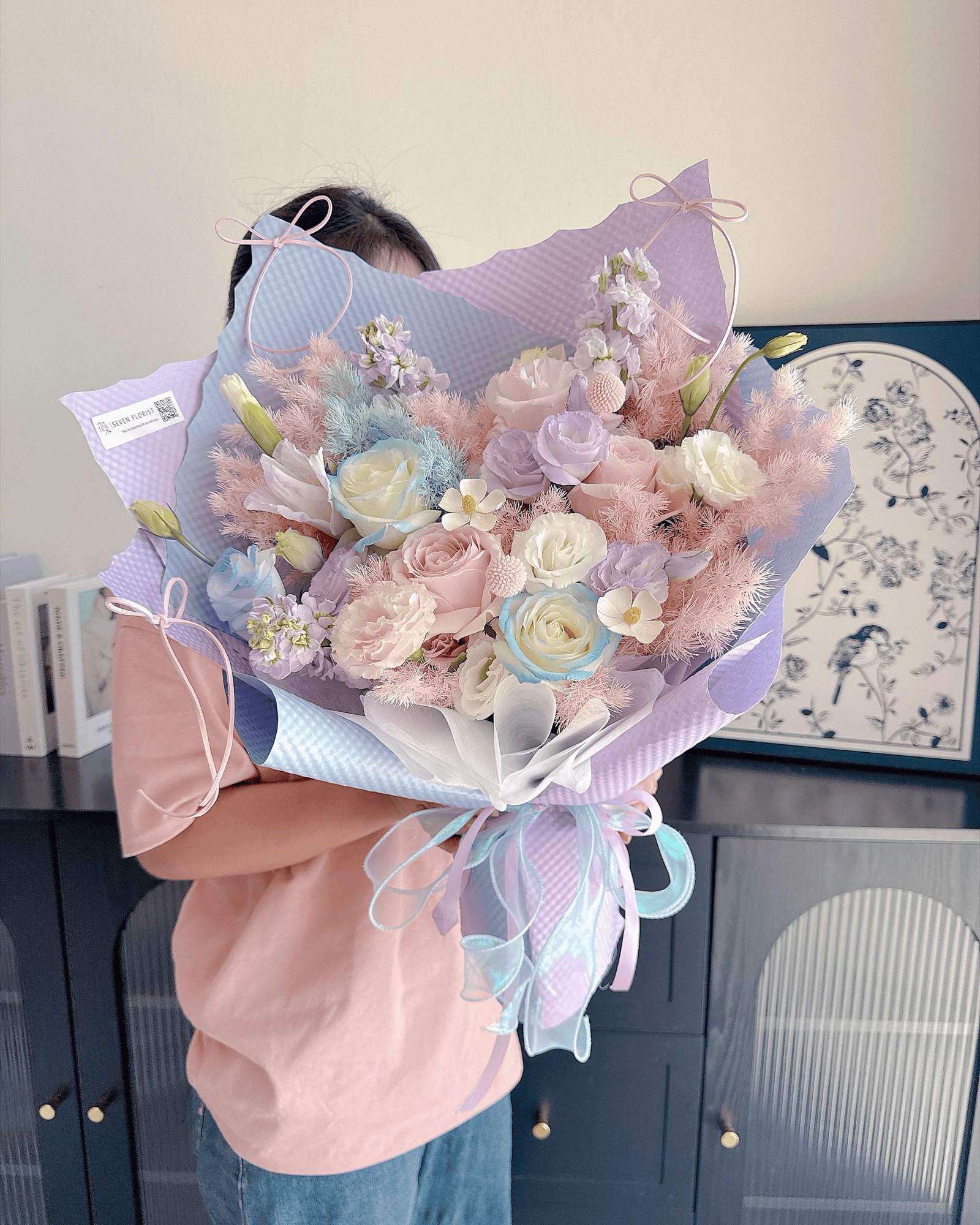 seven-florist-celestial-mist-hand-bouquet-01.jpg Pink white rose matthiola hand bouquet gift Seven Florist Puchong