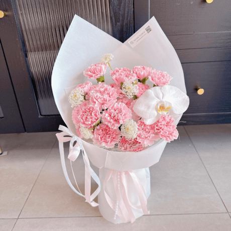 Carnation Muse pink bouquet with white trachymene anniversary gift Puchong