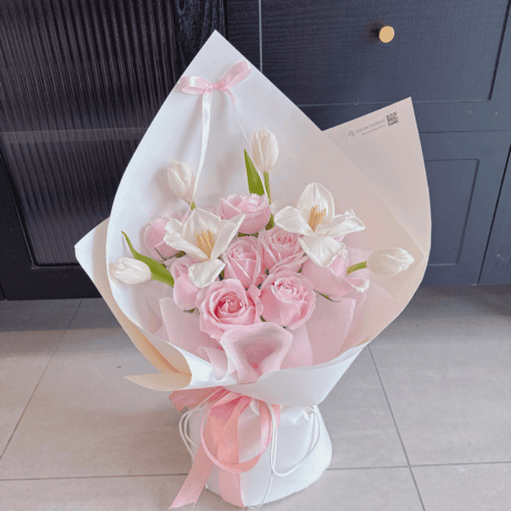 Creamy Grace small bouquet pink roses tulips same-day delivery Puchong Klang Valley