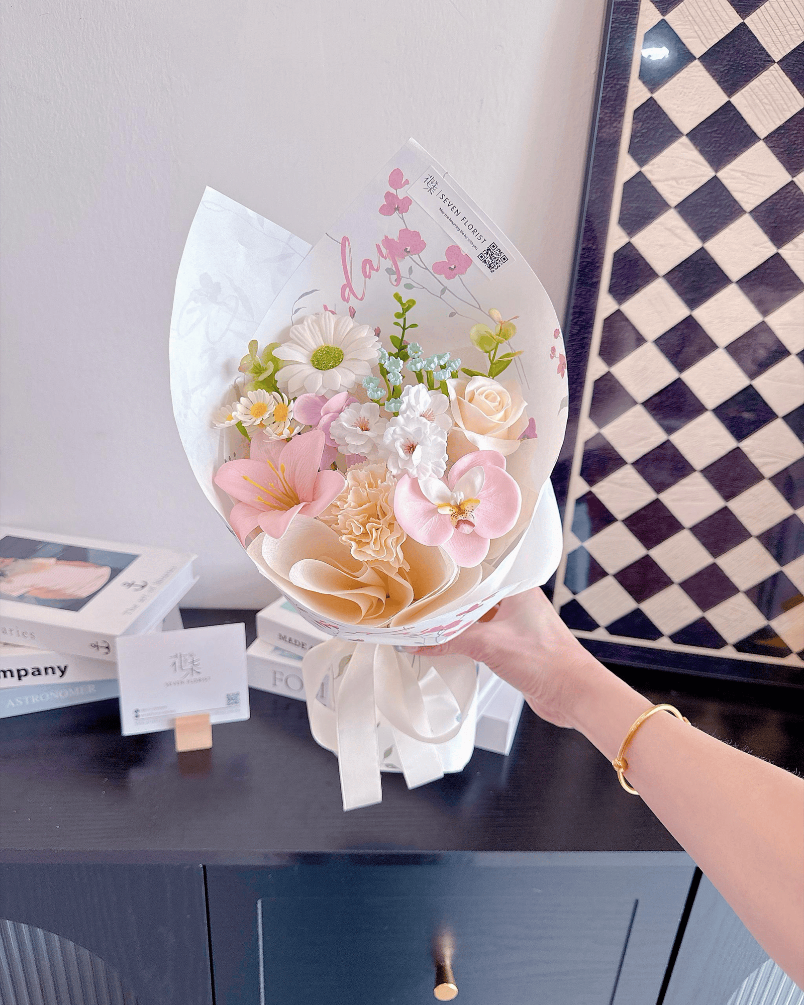 seven-florist-meet-you-everyday-soap-flower-04.jpg Soap flower bouquet Mother's Day get well soon gift Puchong Seven Florist