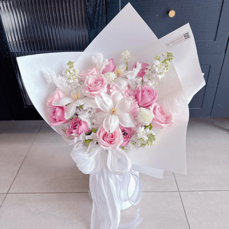 Rosy Zephyr bouquet birthday anniversary gift Puchong Klang Valley Seven Florist
